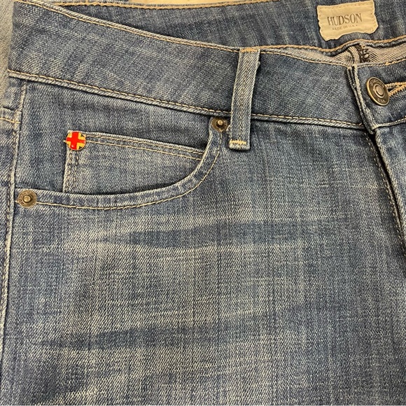 HUDSON Bermuda Denim Mid-Rise Short - Picture 7 of 15